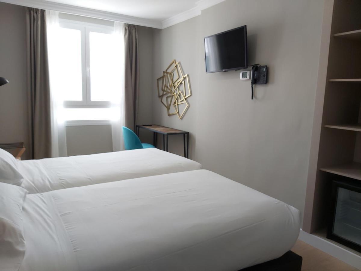 Micampus Burgos Centro Student Residence Extérieur photo
