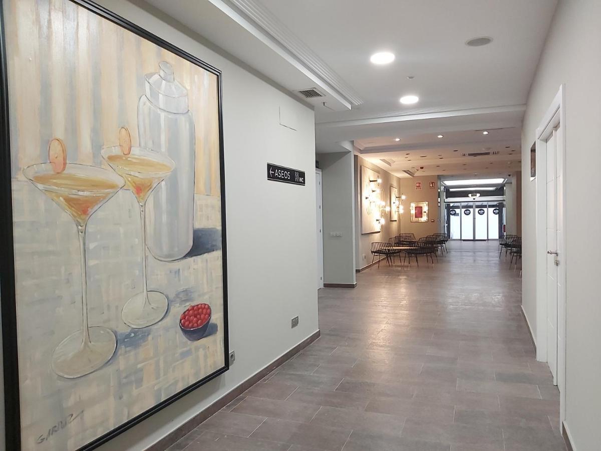 Micampus Burgos Centro Student Residence Extérieur photo